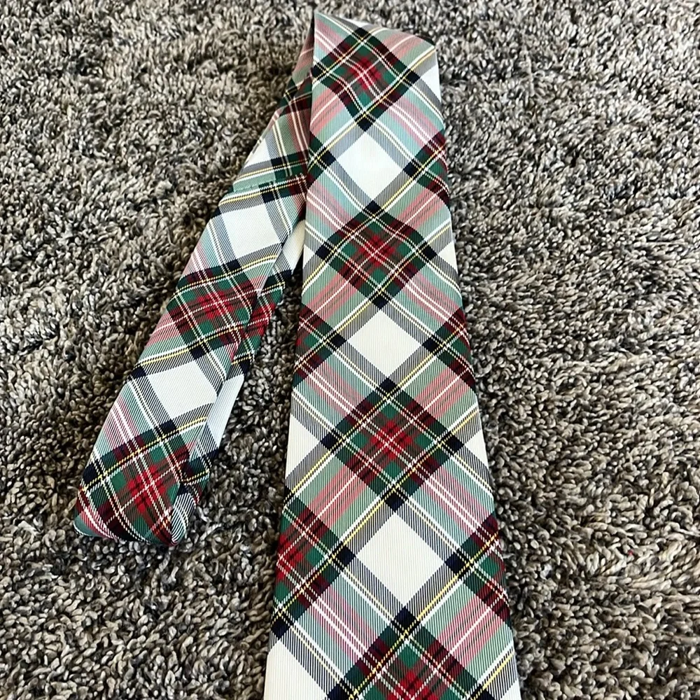 Nautica boys tie! Plaid!